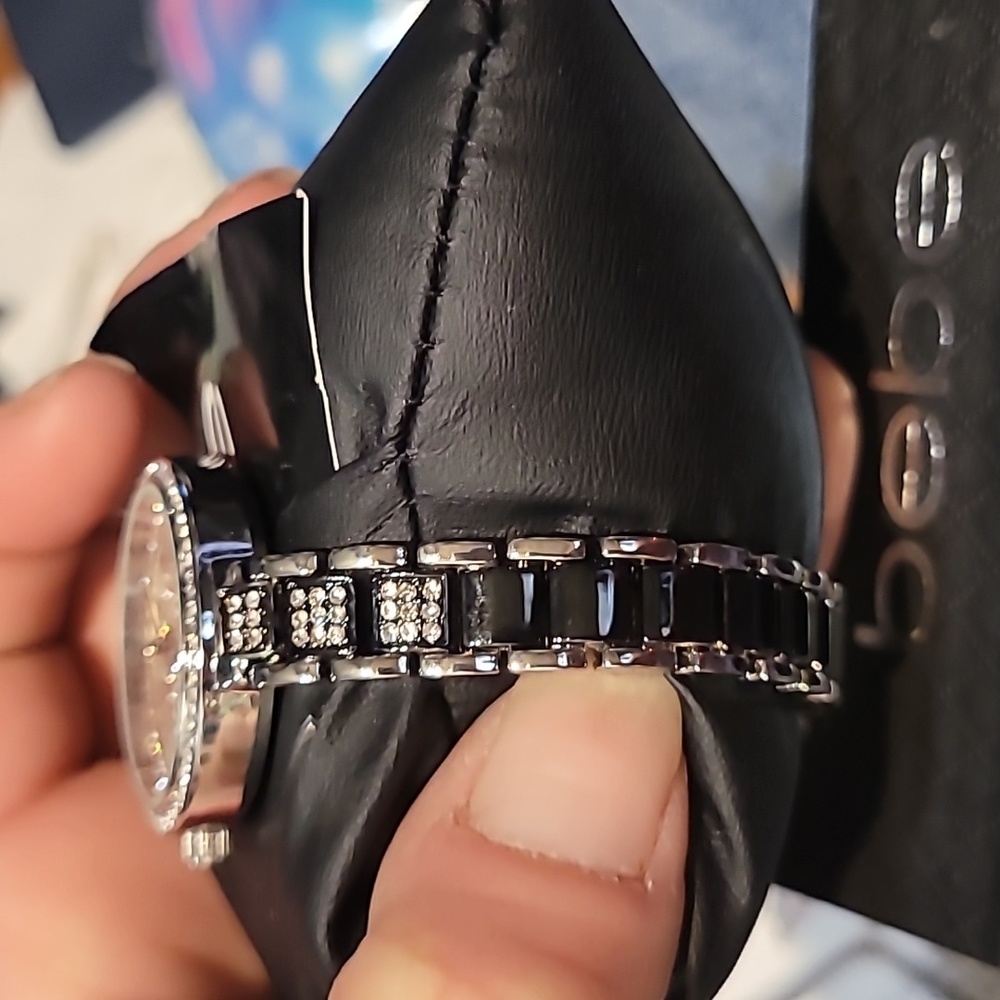 Bebe watch - Picture 3 of 3
